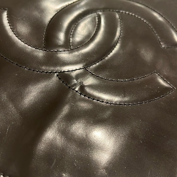 Chanel Laptop Zip Case Clutch Portfolio Black Patent Leather w Enamel CC Logo - Picture 7 of 12